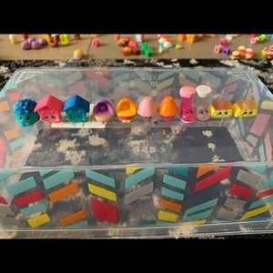 Shopkins- Glitter lot of 11, some ultra rare!